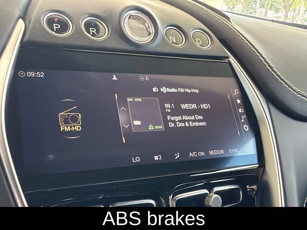 Used 2021 Aston Martin DBX AWD/4WD image 7