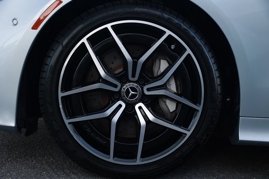 Used 2023 Mercedes-Benz E 450 Coupe image 12
