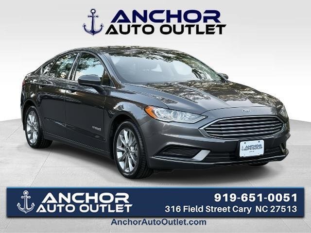 Used 2017 Ford Fusion SE