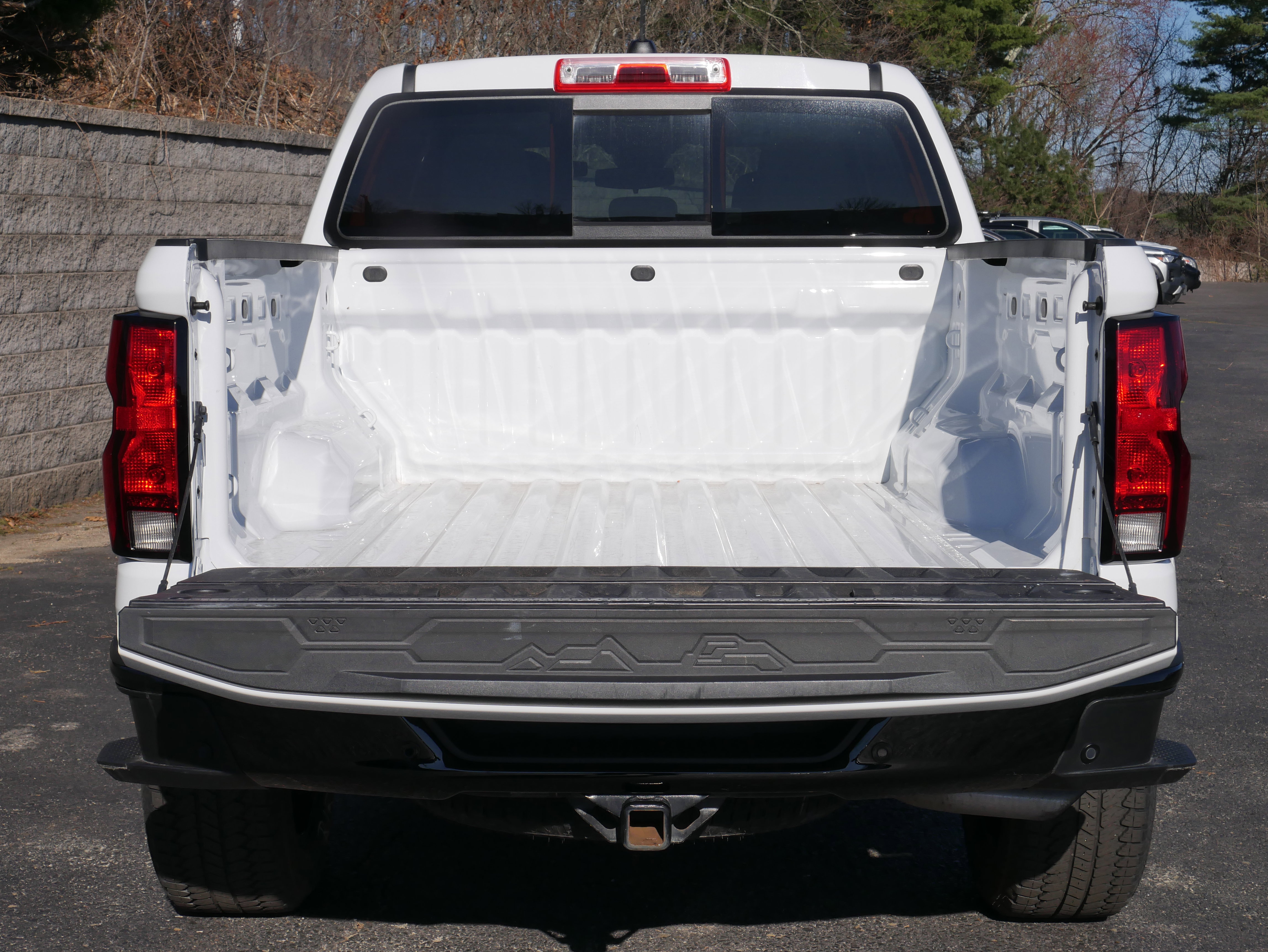 Certified 2024 Chevrolet Colorado Trail Boss w/ Technology Package image 6