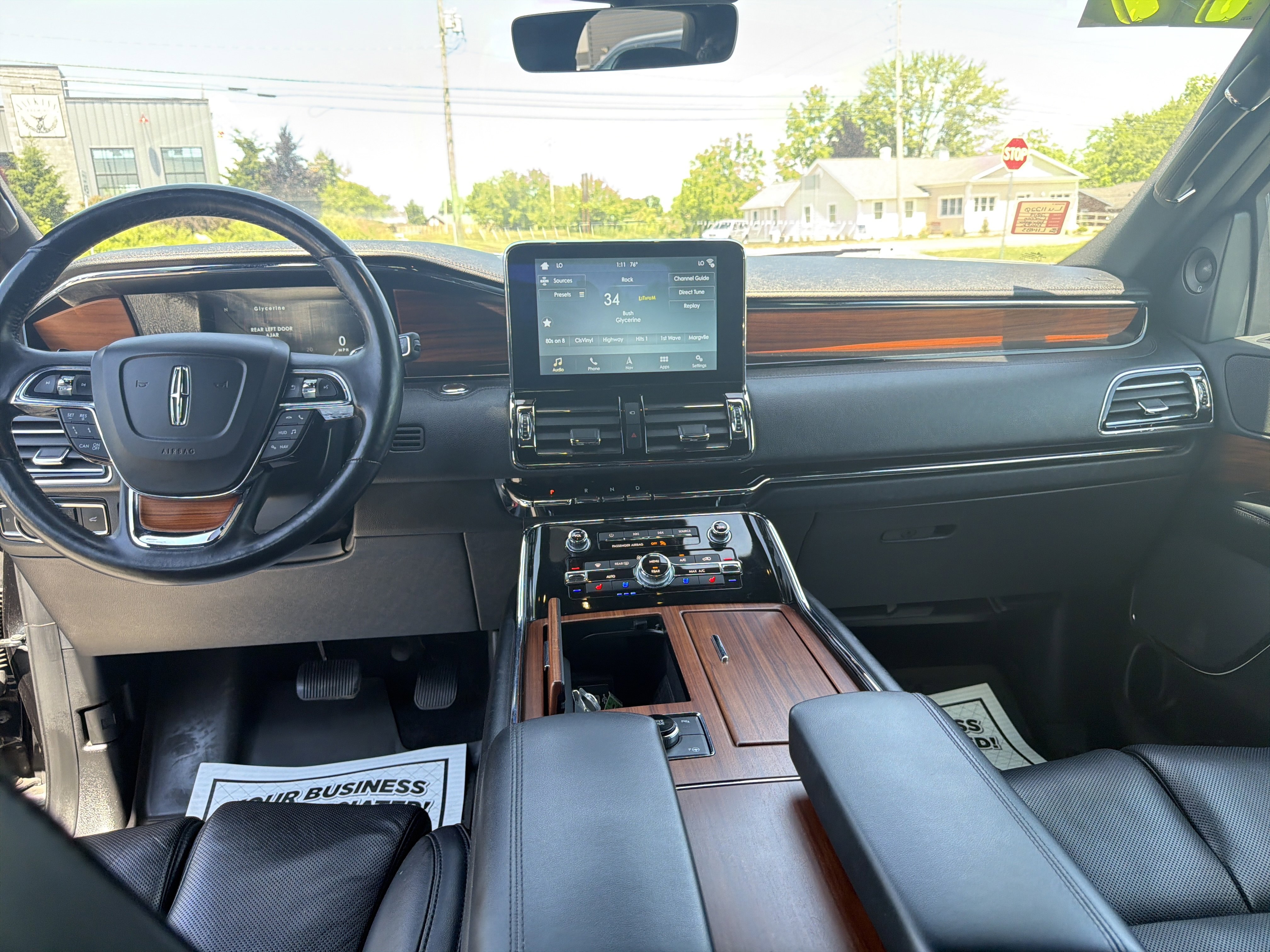 Used 2019 Lincoln Navigator Reserve AWD/4WD image 15