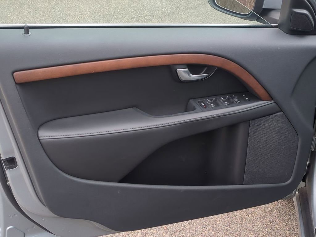 Used 2011 Volvo S80 3.2 image 11