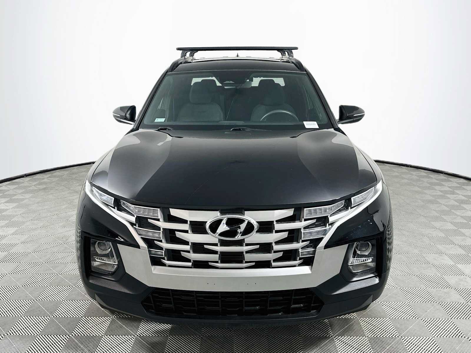 Used 2023 Hyundai Santa Cruz SEL w/ Activity Package AWD/4WD image 2