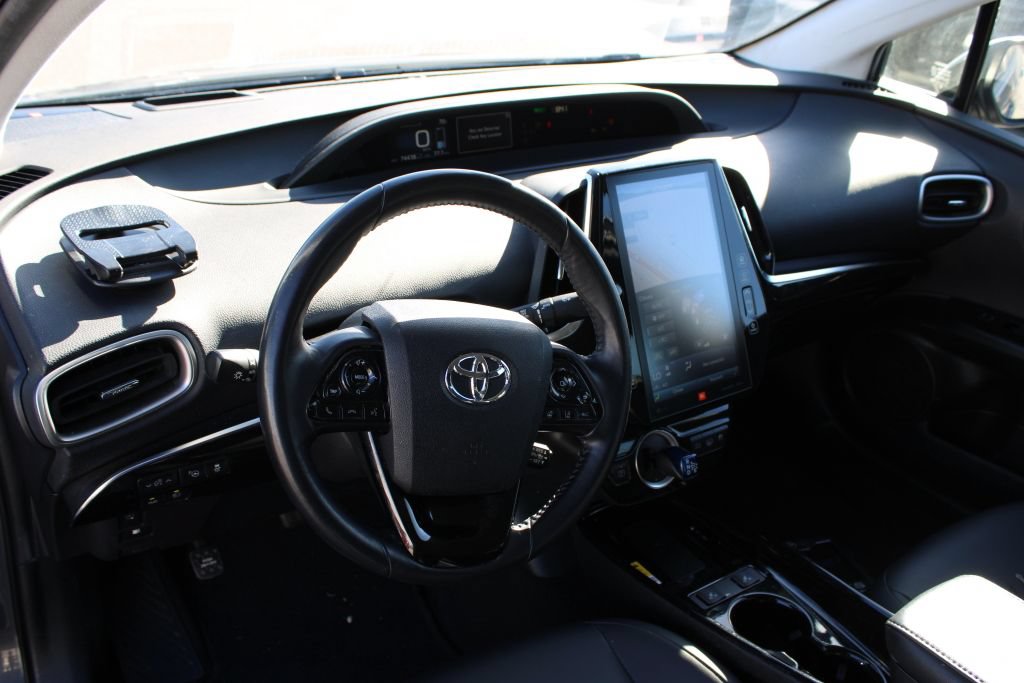 Used 2022 Toyota Prius Prime Limited FWD image 27