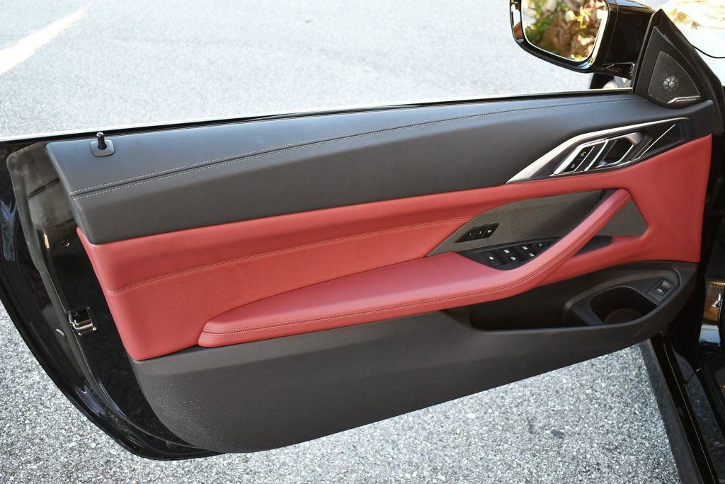 Used 2025 BMW 430i Convertible w/ M Sport Package image 51