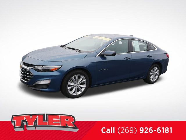 Used 2025 Chevrolet Malibu LT image 3
