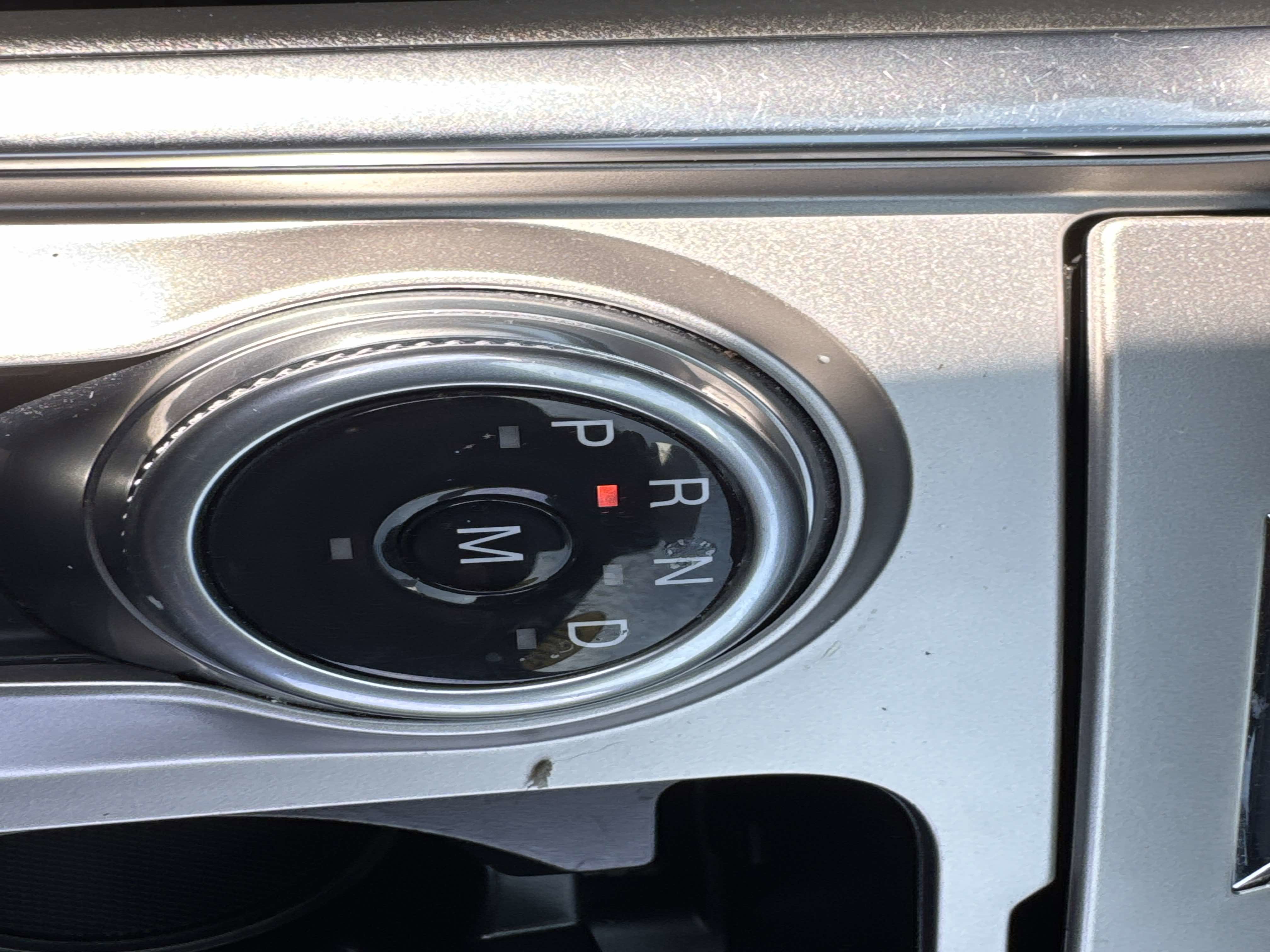 Used 2020 Ford Explorer Limited w/ Hybrid Equipment Group 310A image 27