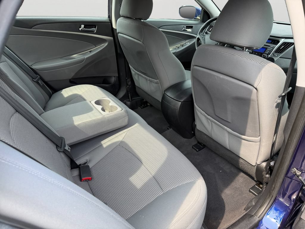 Used 2013 Hyundai Sonata GLS w/ Popular Equipment Pkg FWD image 12