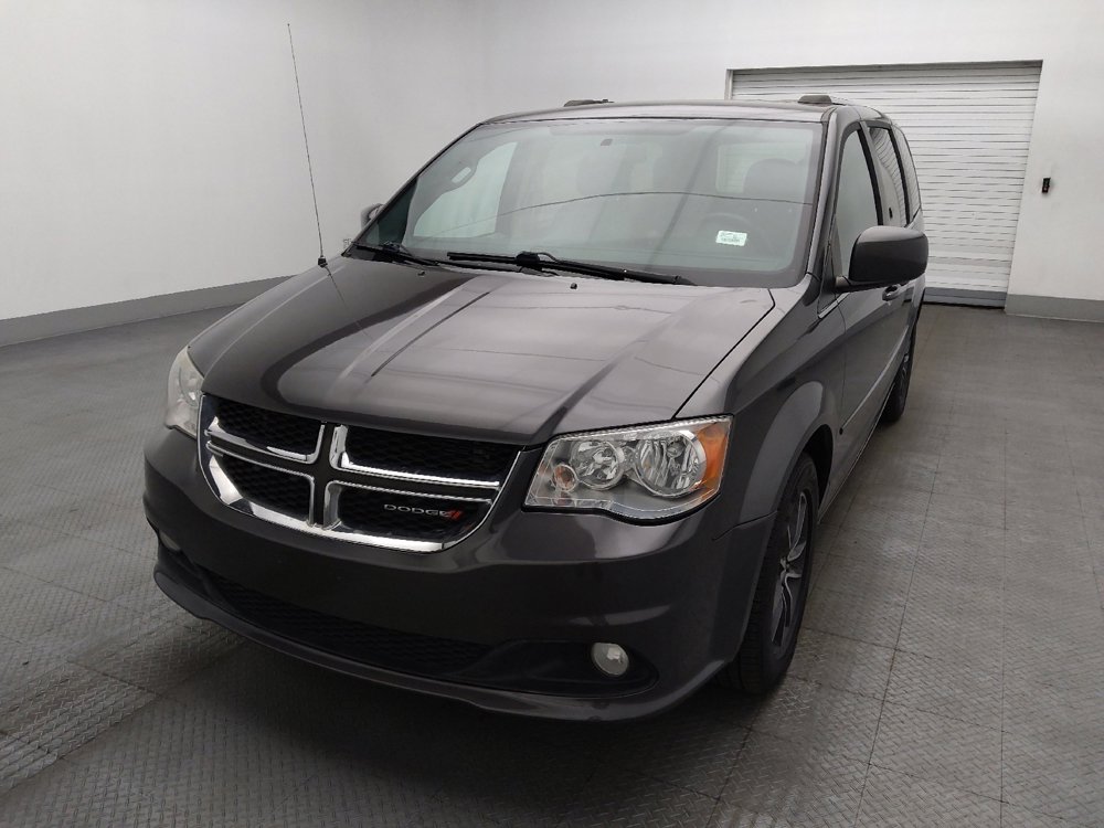 Used 2017 Dodge Grand Caravan SXT image 15