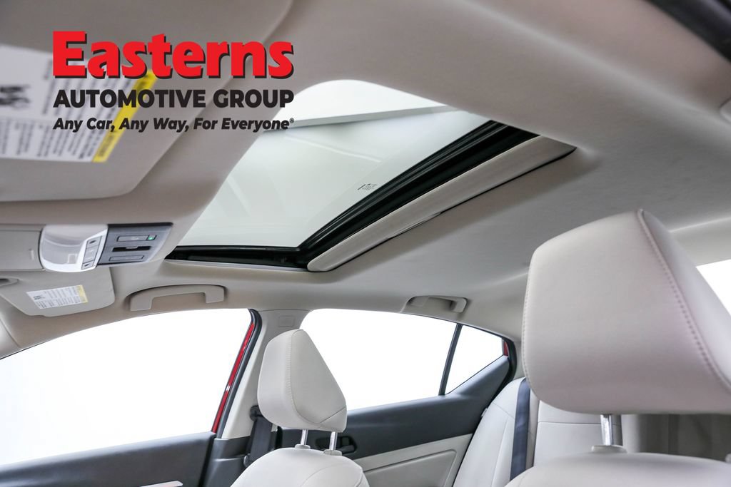 Used 2023 Nissan Altima 2.5 SV w/ SV Premium Package FWD image 33