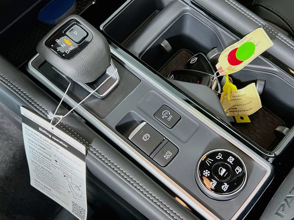 New 2026 Nissan Pathfinder Platinum AWD/4WD image 15