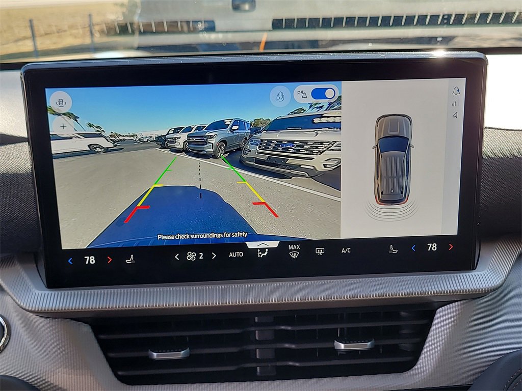 Used 2025 Ford Explorer Active image 24