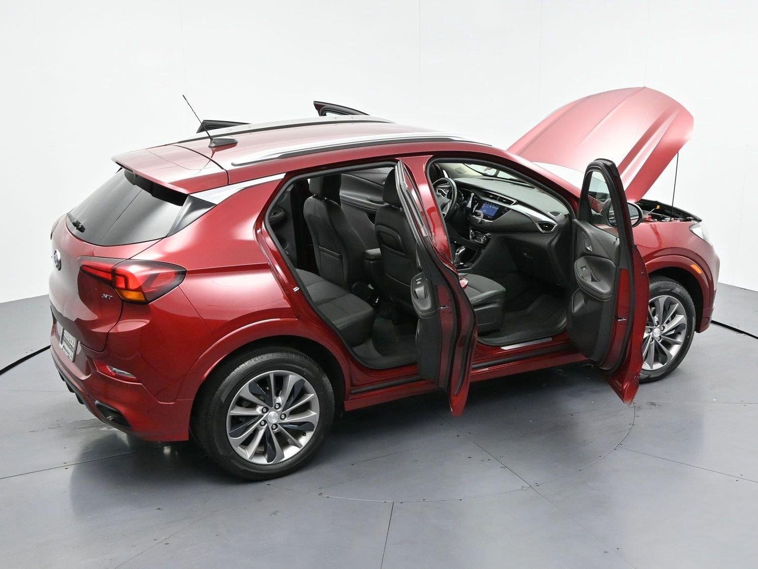 Used 2022 Buick Encore GX Select w/ Sport Touring Package AWD/4WD image 35
