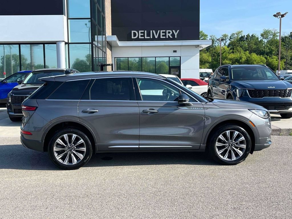 Used 2022 Lincoln Corsair Reserve w/ Elements Package AWD/4WD image 27