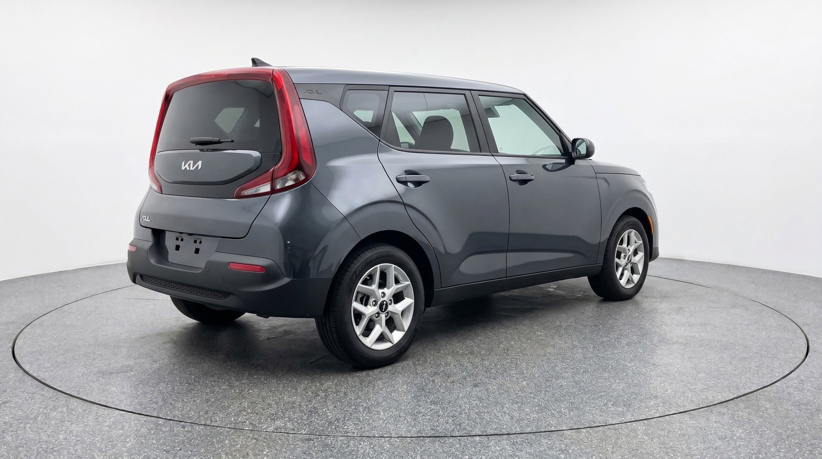 Used 2025 Kia Soul LX w/ LX Technology Package FWD image 9