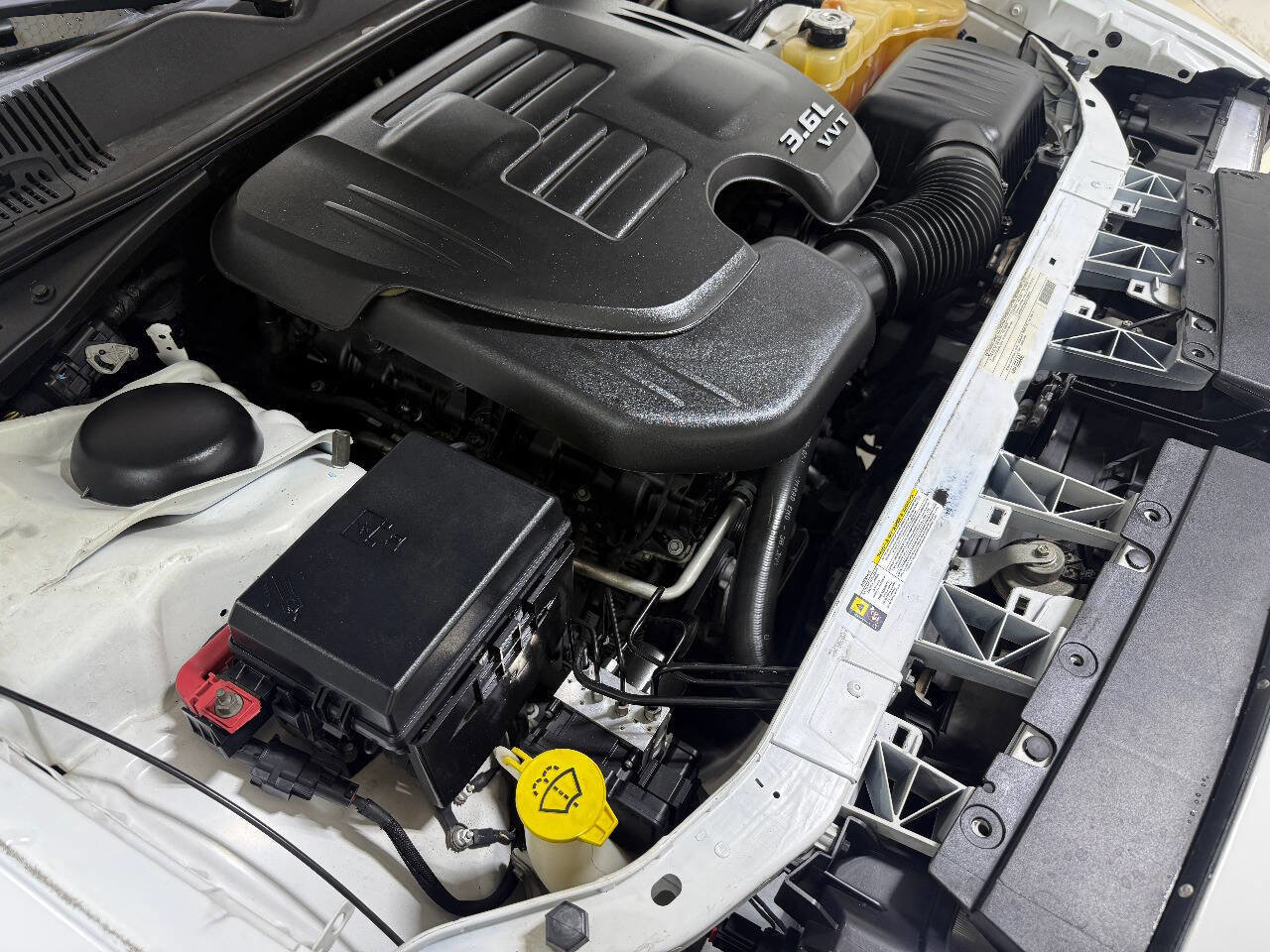 Used 2012 Dodge Challenger SXT RWD image 58