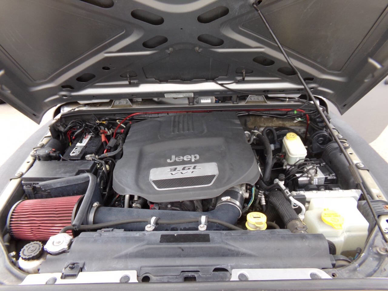 Used 2013 Jeep Wrangler Unlimited Sport w/ Connectivity Group image 42