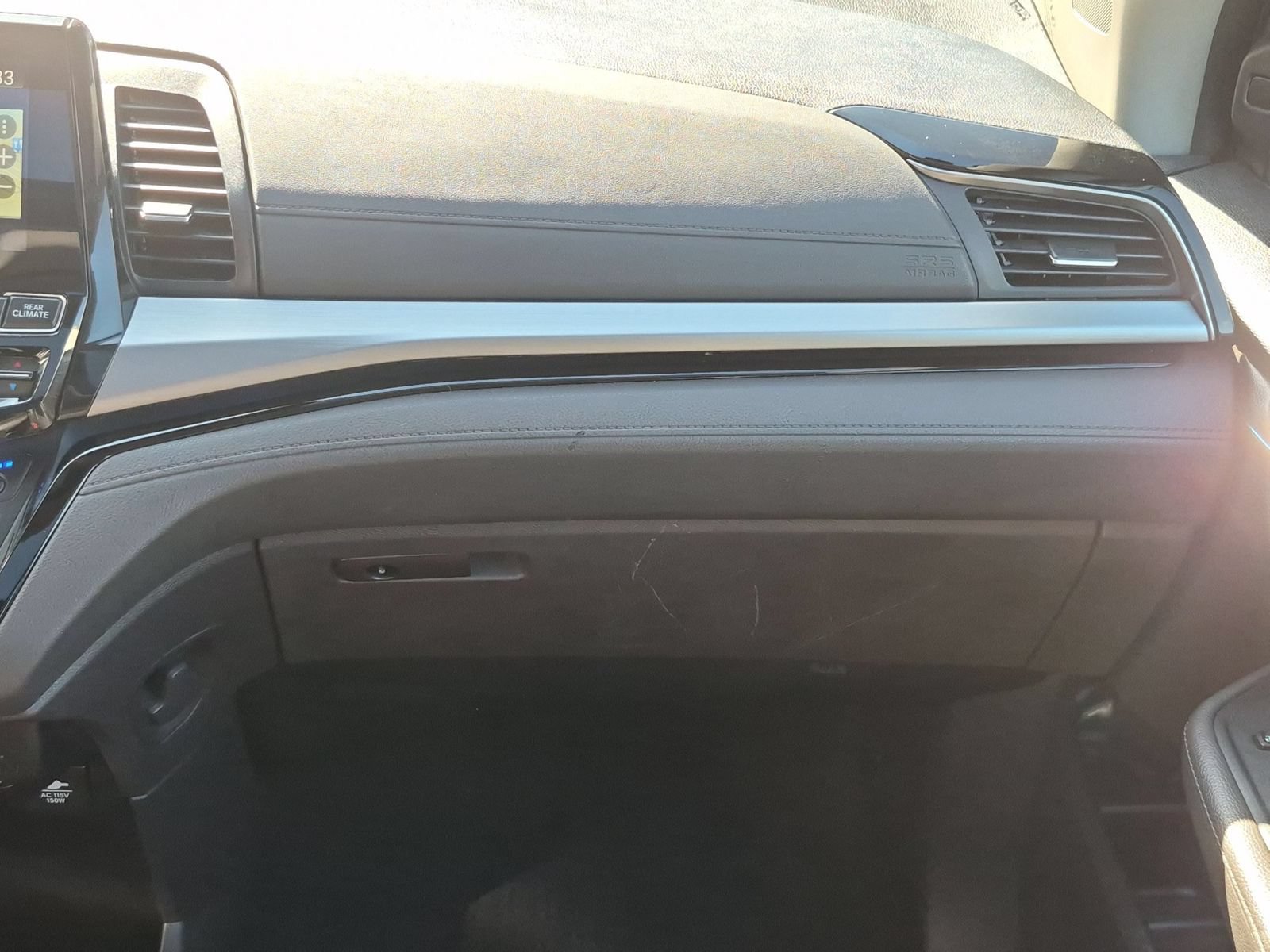 Used 2018 Honda Odyssey Elite image 32