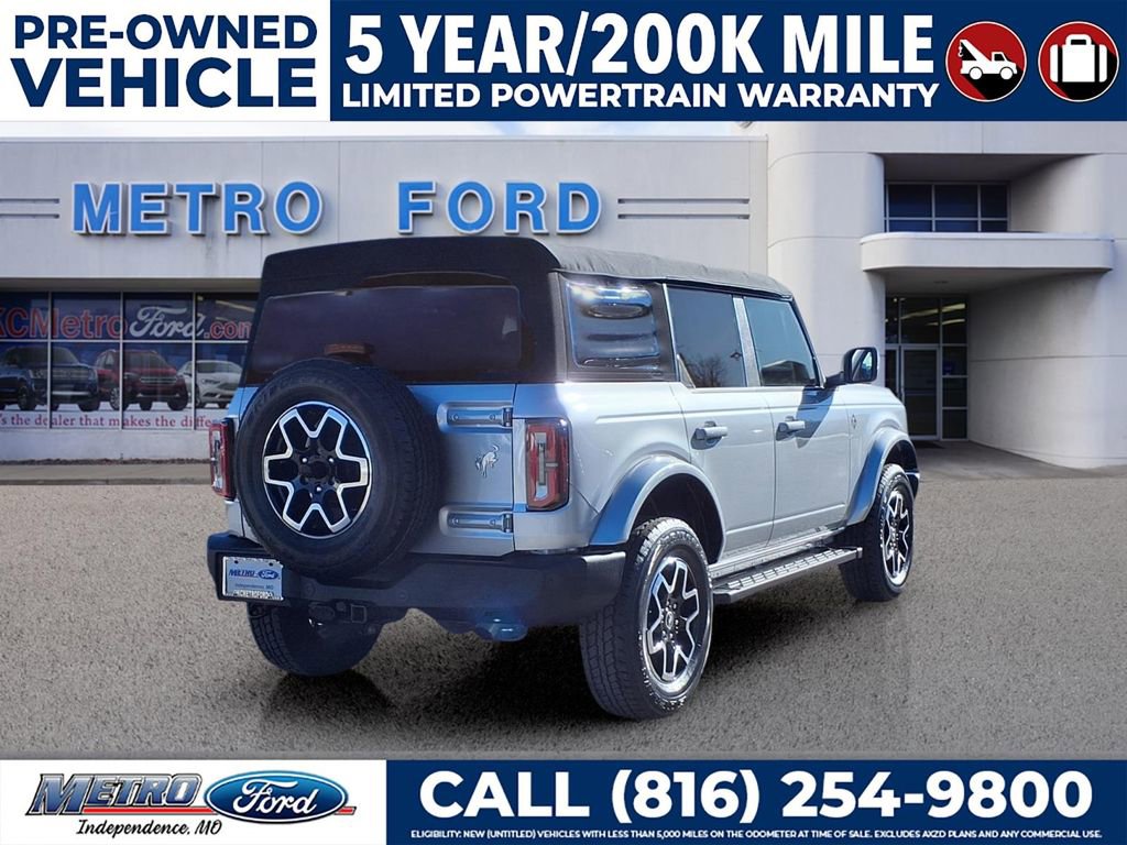 Used 2021 Ford Bronco Outer Banks image 3