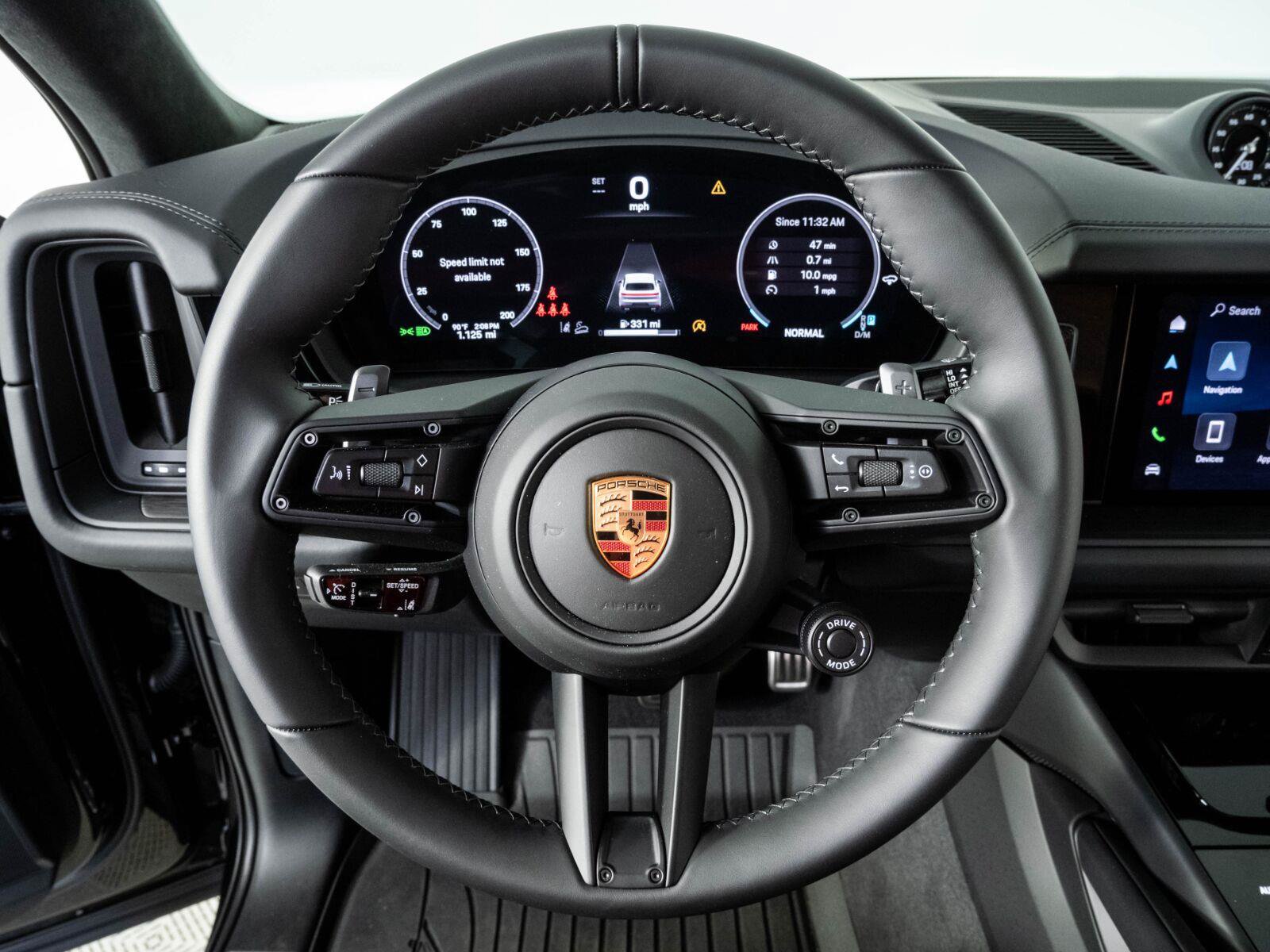 Certified 2026 Porsche Cayenne GTS AWD/4WD image 9