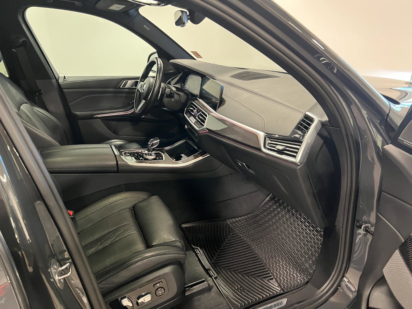 Used 2023 BMW X5 M50i w/ Executive Package image 43
