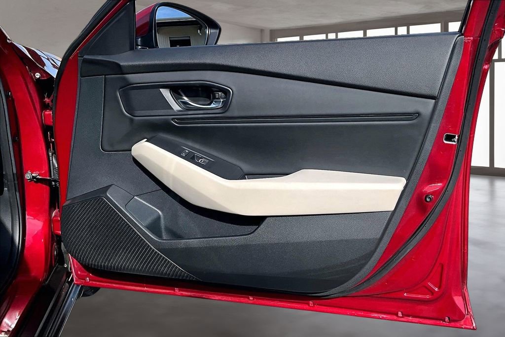 Used 2023 Honda Accord EX image 27