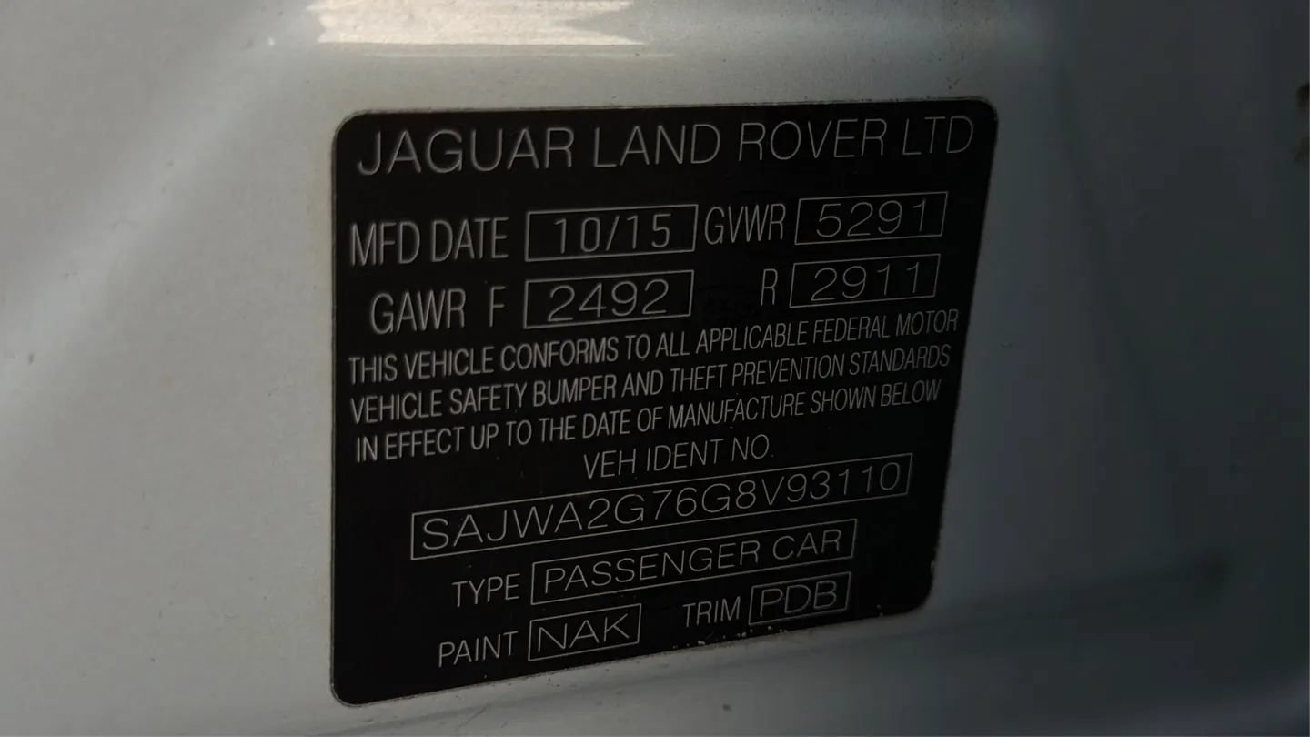 Used 2016 Jaguar XJ L Portfolio RWD image 50