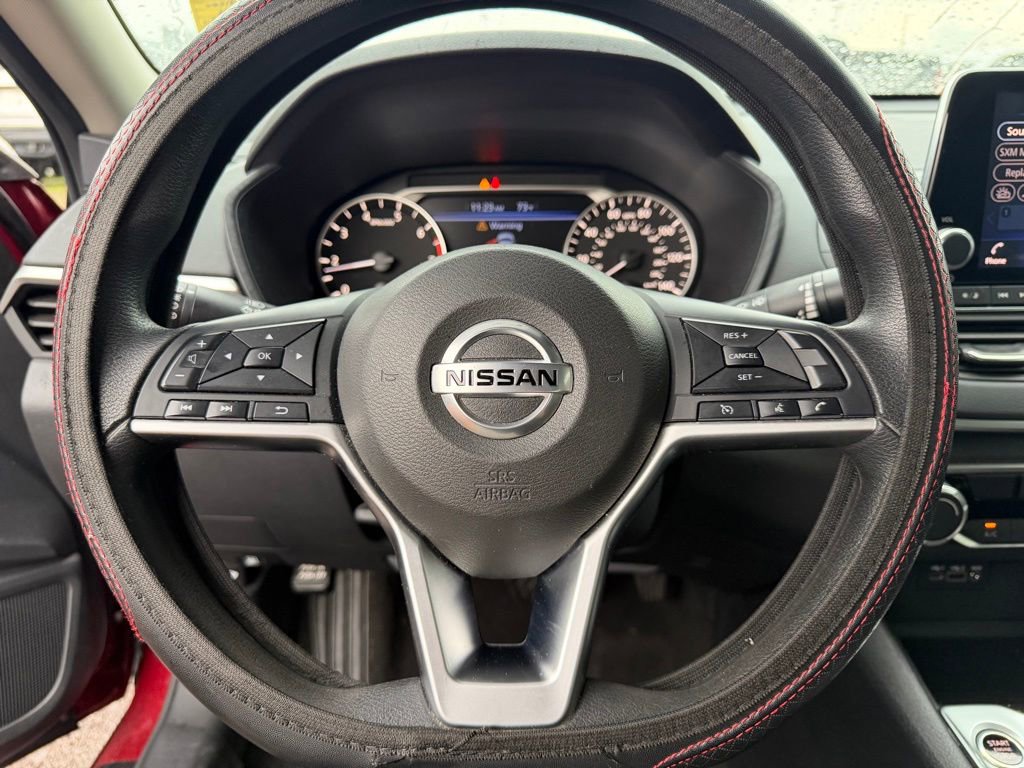 Used 2022 Nissan Altima 2.5 SV FWD image 13