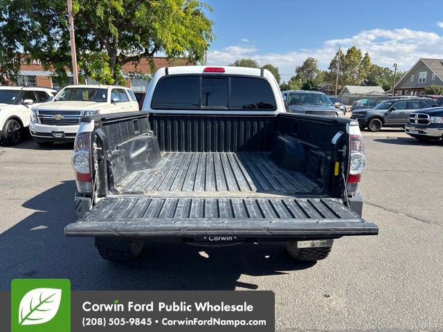 Used 2011 Toyota Tacoma 4x4 Access Cab V6 w/ TRD Sport Pkg image 27