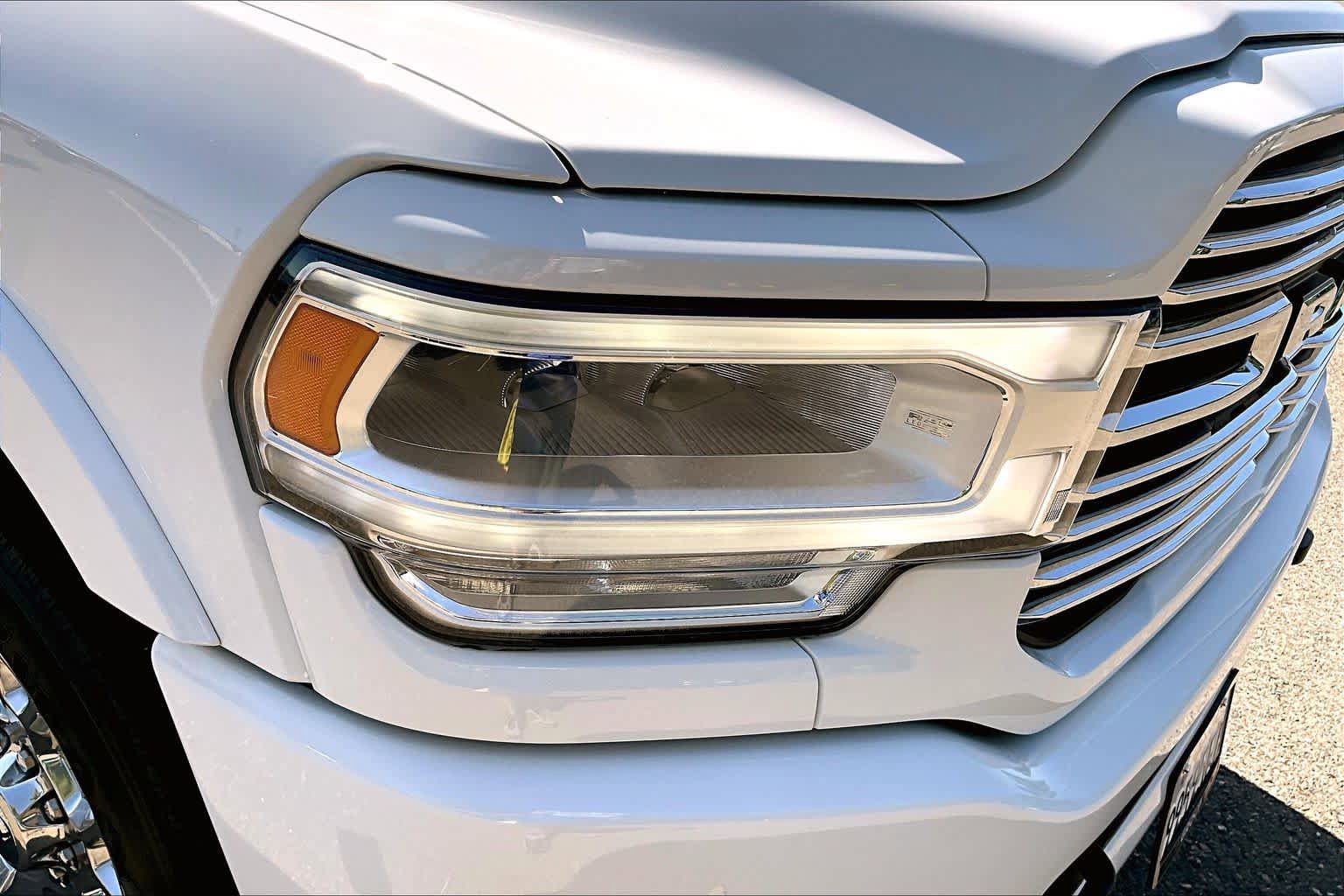 Used 2020 RAM 3500 Laramie AWD/4WD image 27