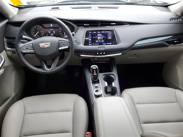 Used 2023 Cadillac XT4 Luxury image 18