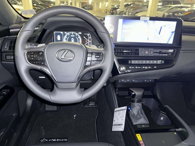 New 2025 Lexus ES 350 350 image 3