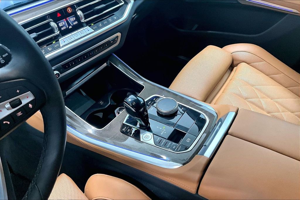 Used 2023 BMW X5 xDrive40i w/ Parking Assistance Package image 14