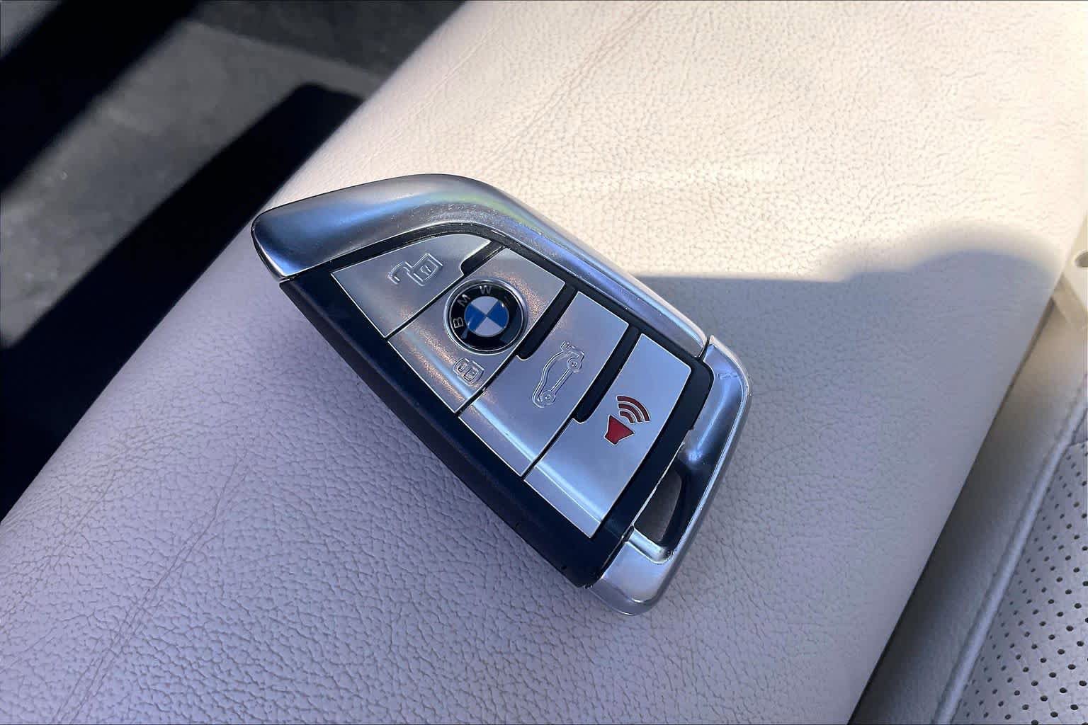Used 2020 BMW X5 sDrive40i w/ Convenience Package RWD image 14
