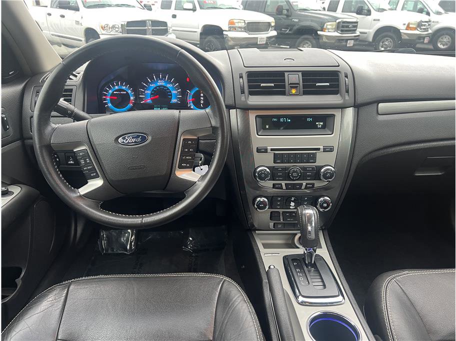 Used 2012 Ford Fusion SEL image 10