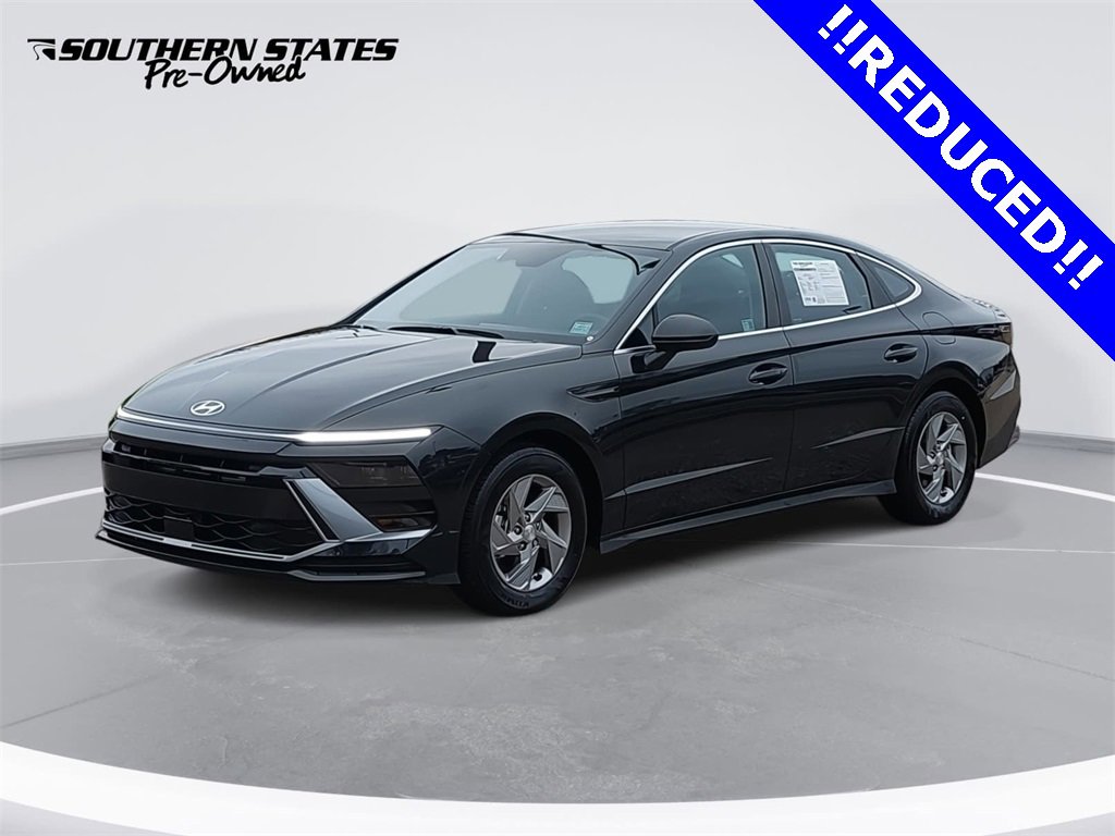 Certified 2025 Hyundai Sonata SE image 1