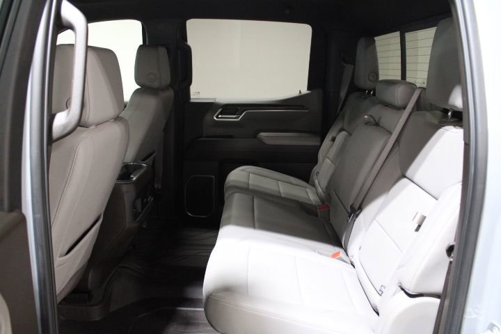 Used 2024 Chevrolet Silverado 1500 RST w/ Dark Appearance Package AWD/4WD image 21