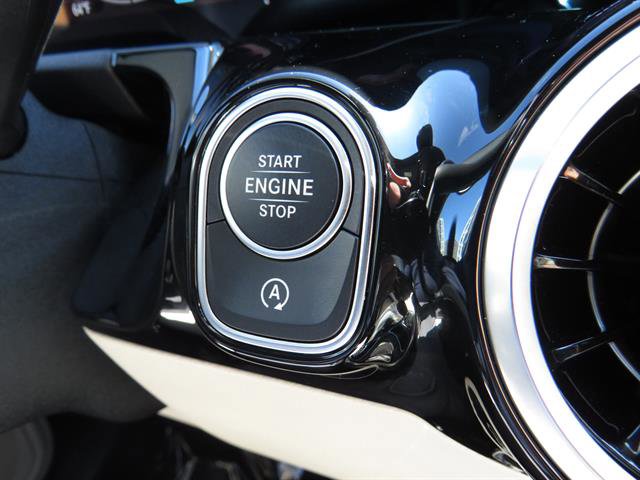Used 2025 Mercedes-Benz GLA 250 4MATIC image 18