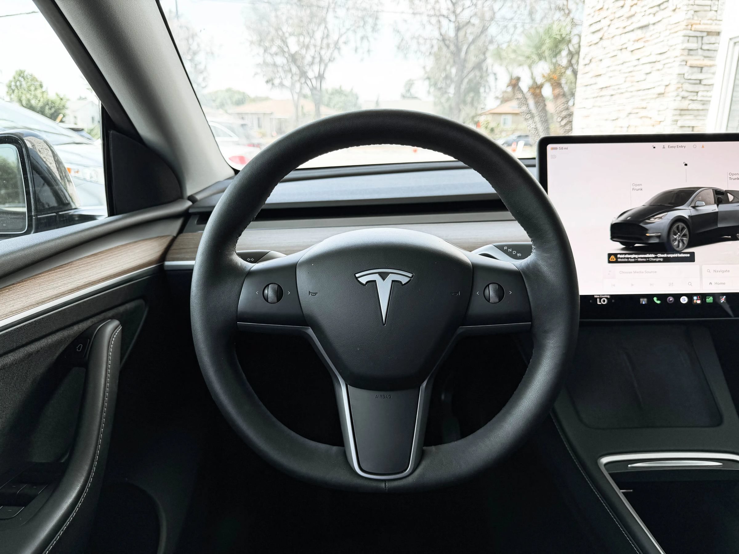 Used 2024 Tesla Model Y Long Range AWD/4WD image 26
