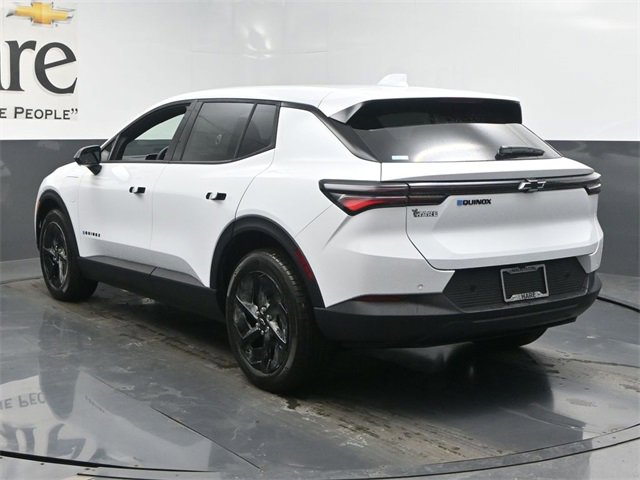 New 2026 Chevrolet Equinox EV LT image 14