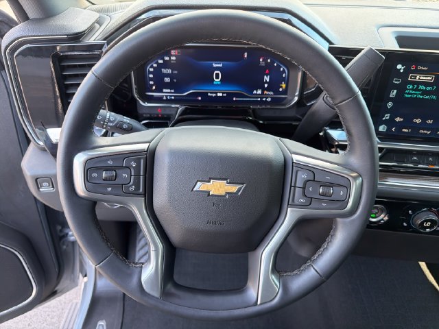 Used 2024 Chevrolet Silverado 1500 LT AWD/4WD image 14