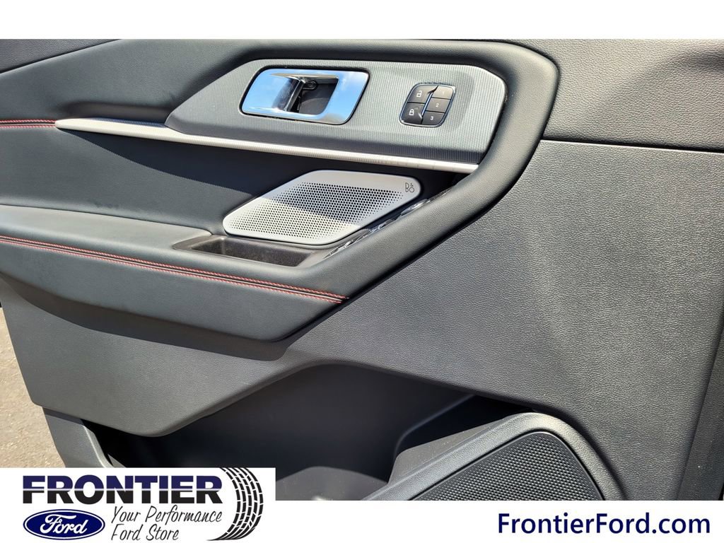 Used 2026 Ford Explorer ST w/ Sun And Sound Package AWD/4WD image 20