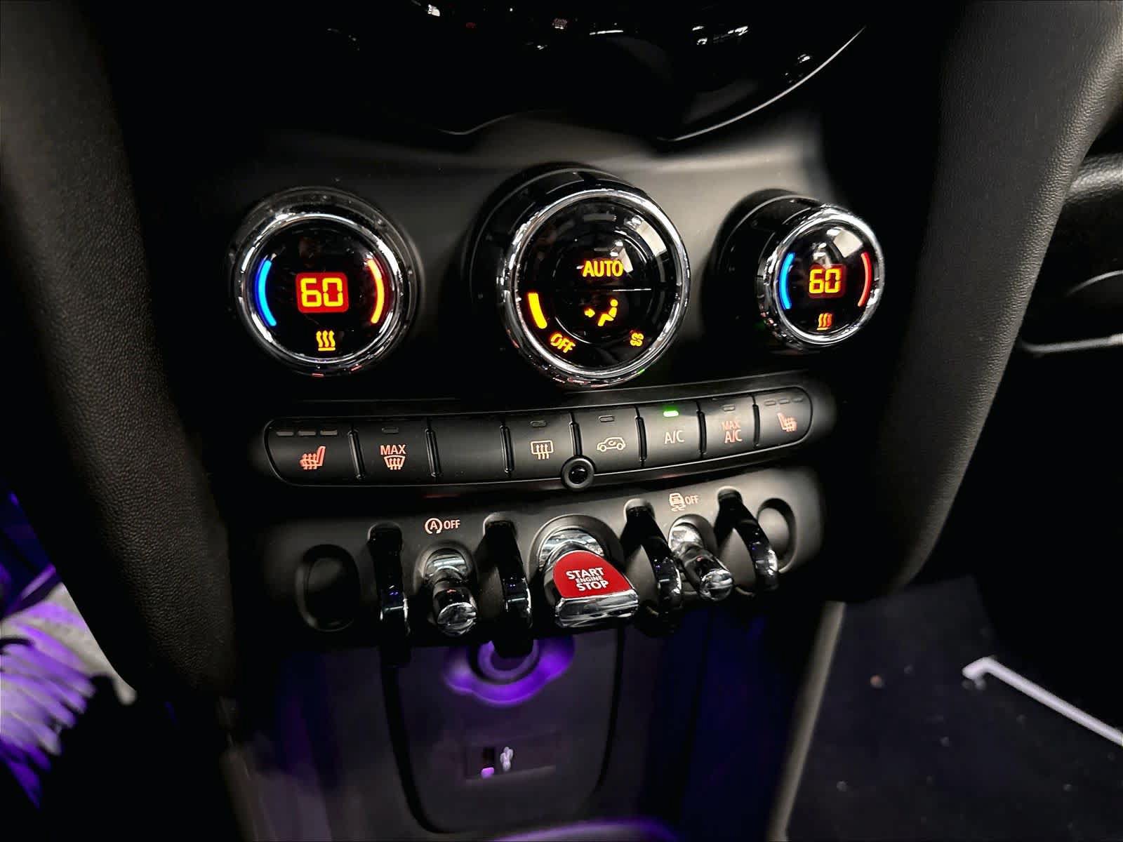 Used 2020 MINI Cooper 4-Door Hardtop FWD image 37