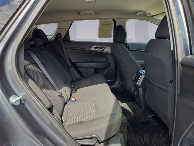 Used 2026 Kia Sportage LX AWD/4WD image 18