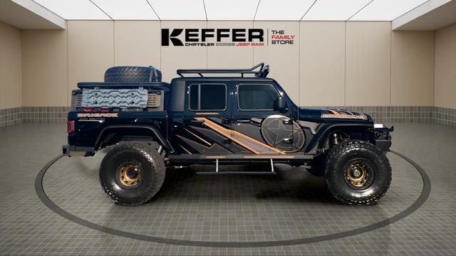 Used 2023 Jeep Gladiator Sport AWD/4WD image 8