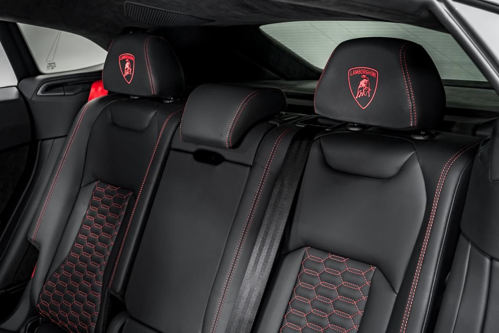 Used 2024 Lamborghini Urus S AWD/4WD image 31