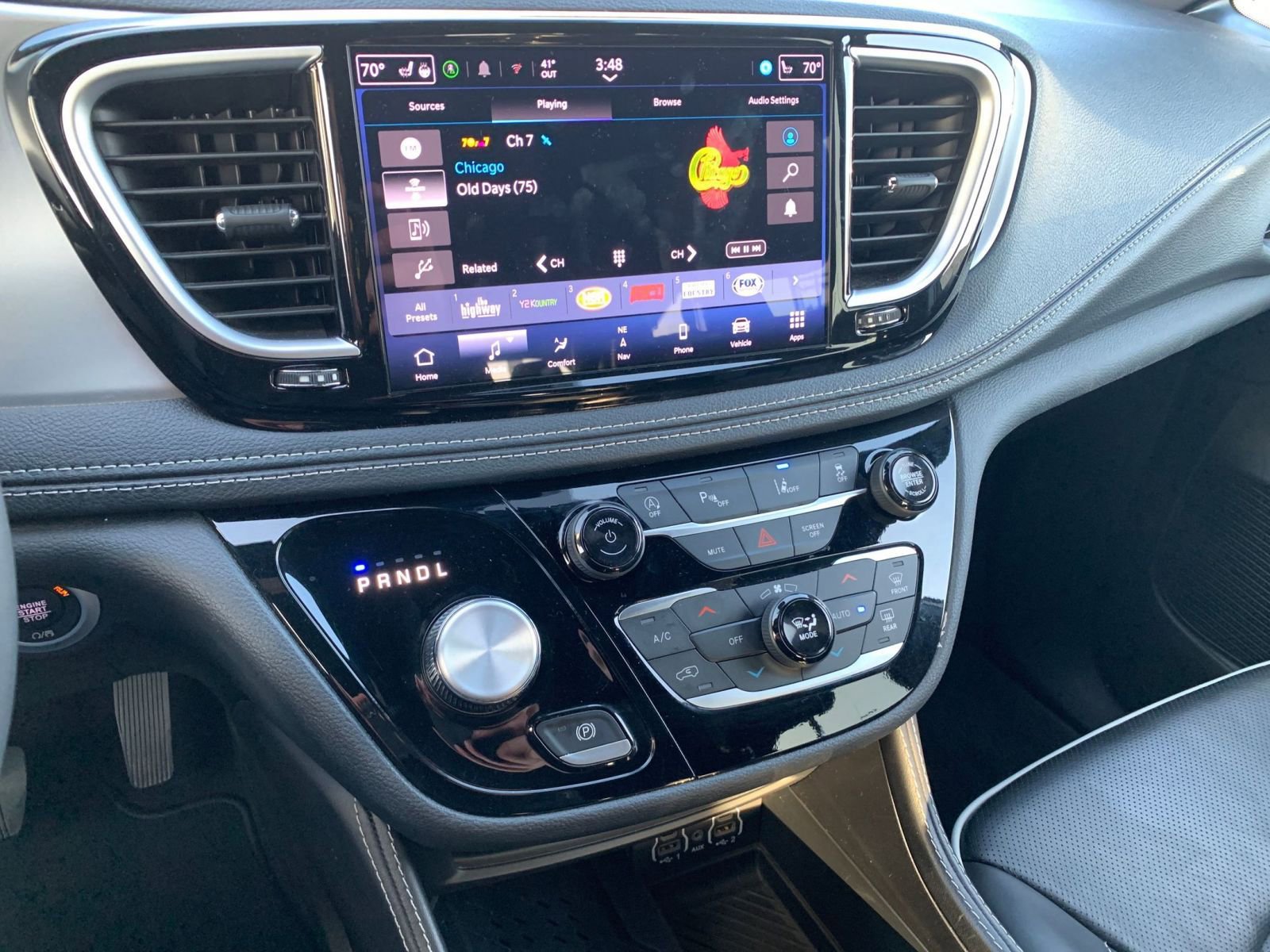 Used 2025 Chrysler Pacifica Limited image 20