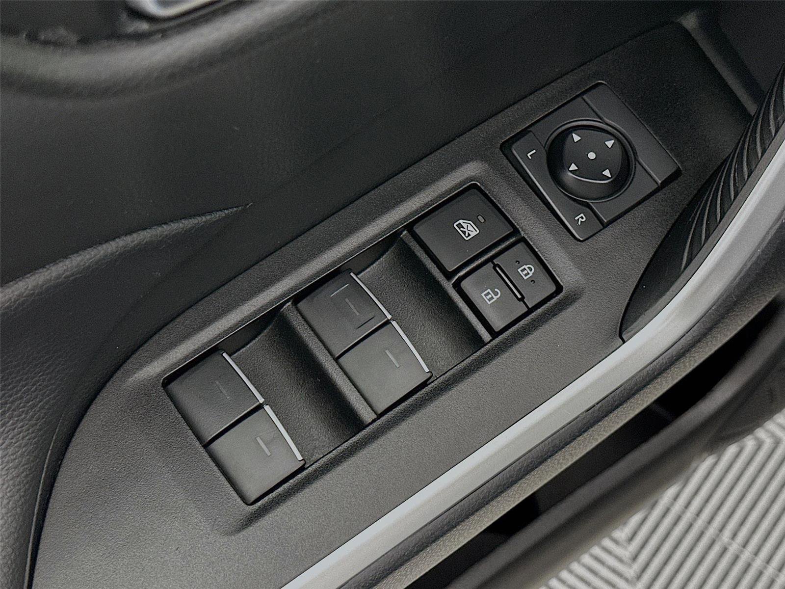 Certified 2025 Toyota RAV4 XLE AWD/4WD image 19