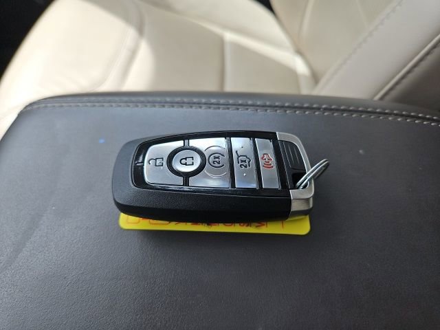 Used 2023 Ford Explorer Platinum w/ Technology Package image 38