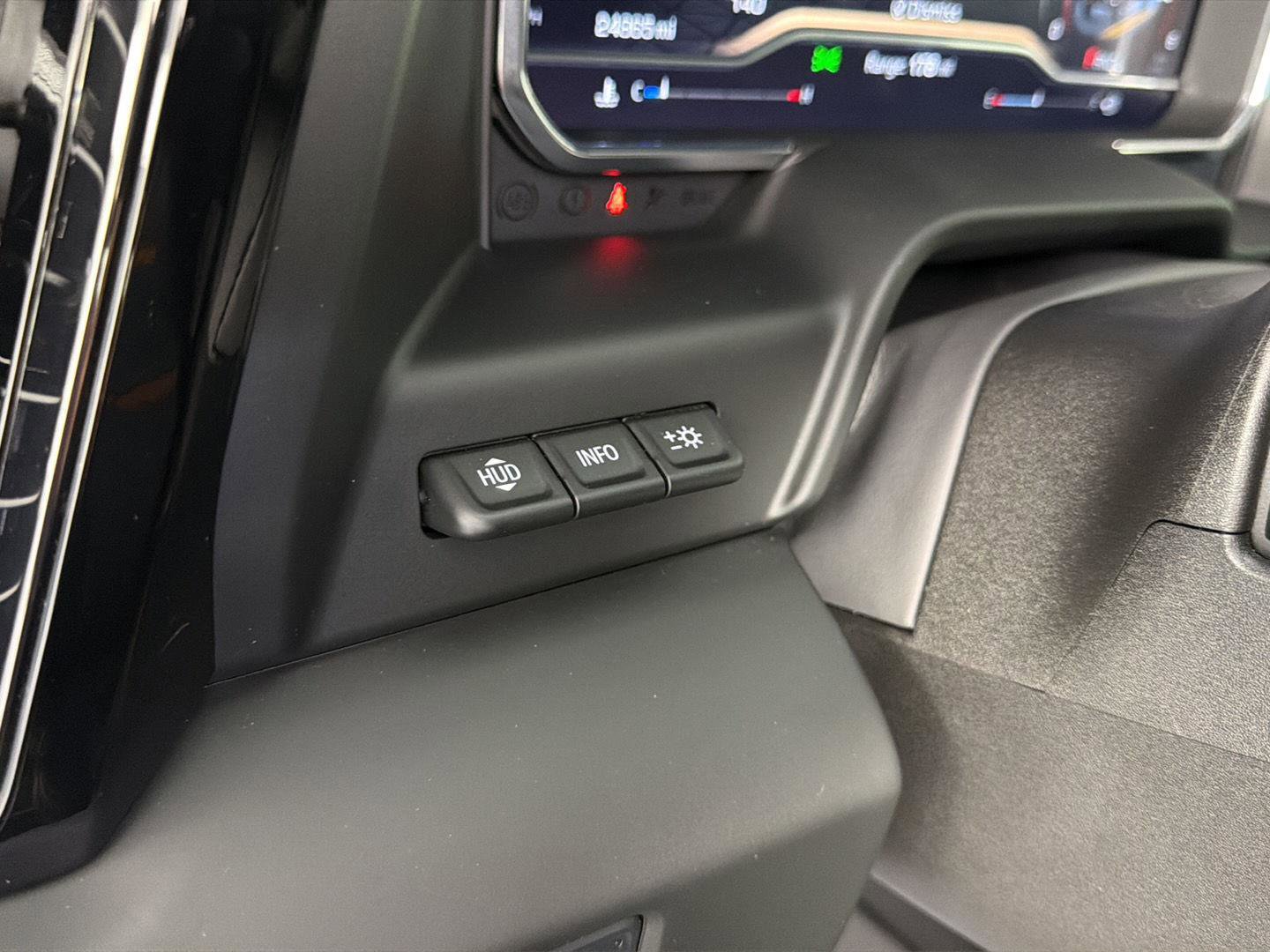 Used 2024 GMC Sierra 2500 AT4 w/ Technology Package AWD/4WD image 31